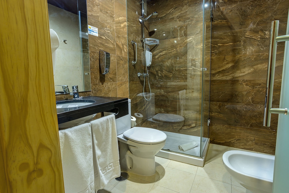 Hotel Navarro 44/47