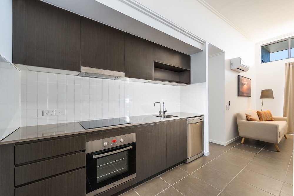 Property Vine - Pacific Sands 7/60
