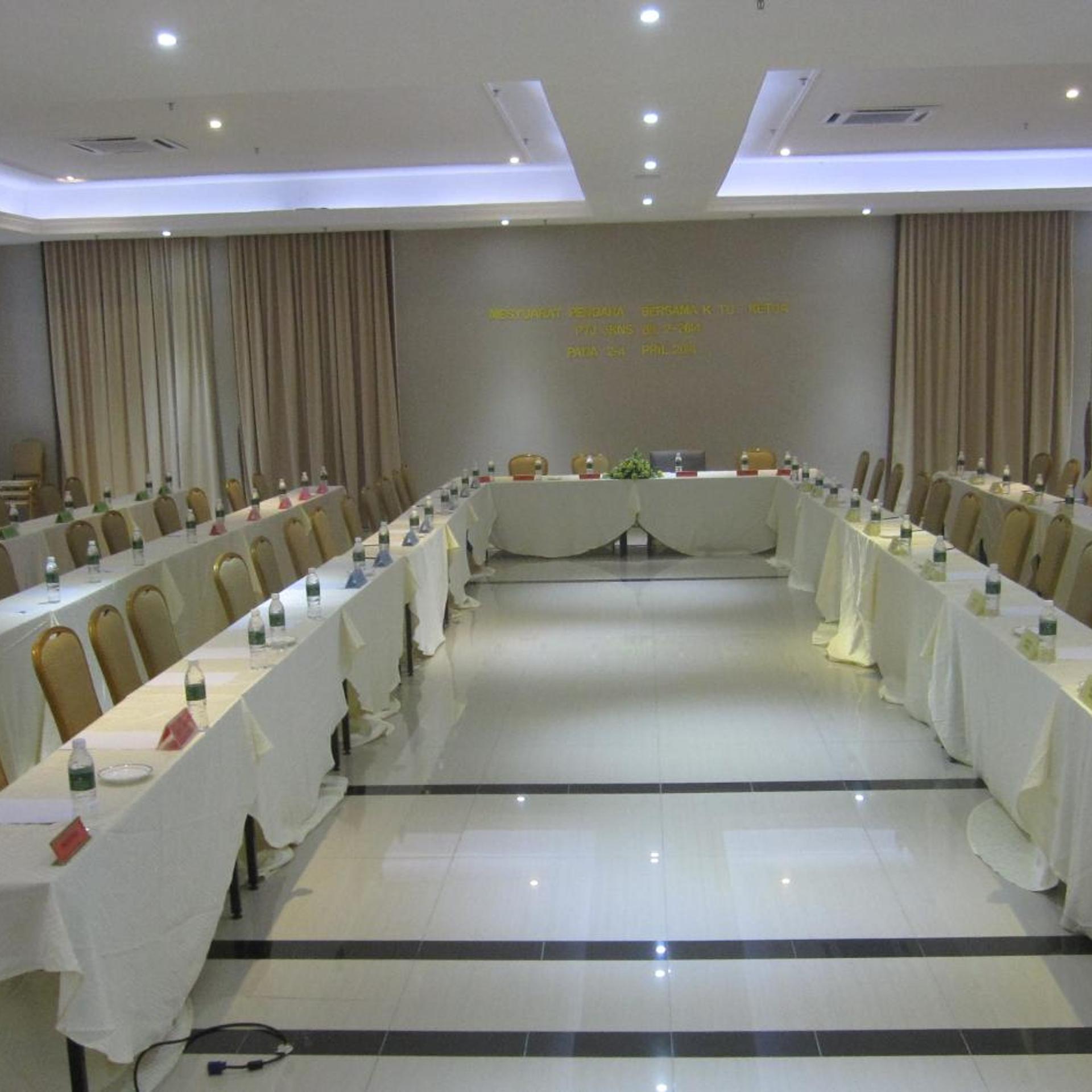 Seri Simanggang Hotel 29/40