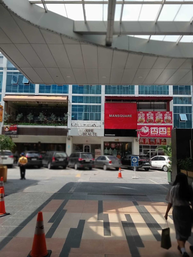 deSatu Hotel 43/46