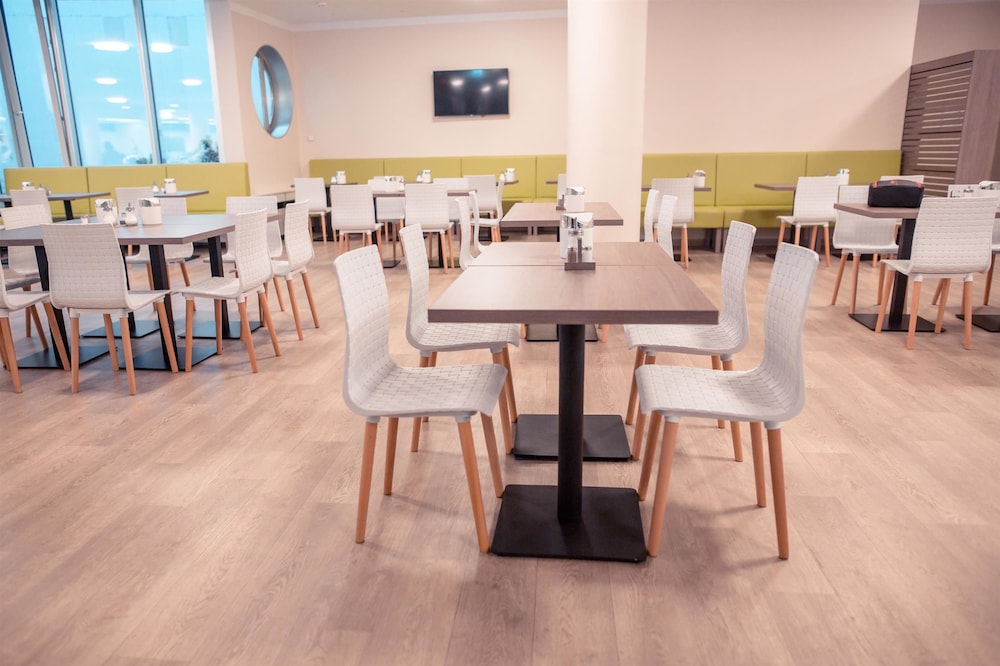 Tulip Inn Hotel Muenchen Messe 32/42