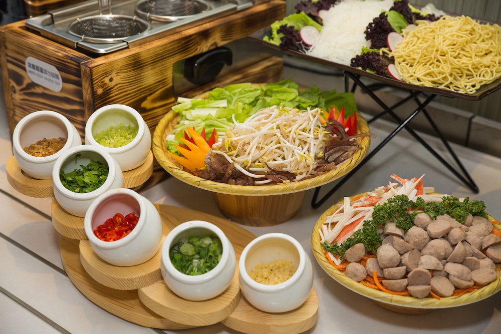Holiday Inn Express Taichung Fengchia 24/51