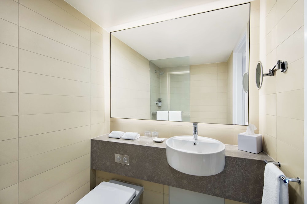 HYATT REGENCY SYDNEY 49/50