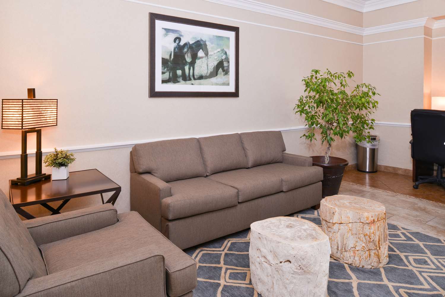 Best Western Plus Frontier Inn 39/53