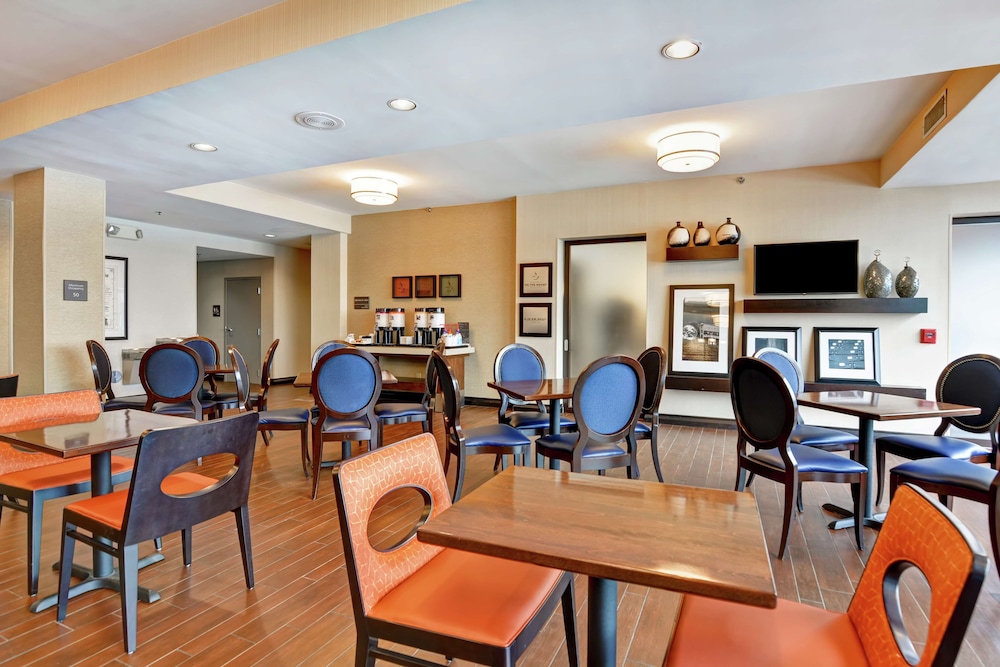Hampton Inn Scranton at Montage Mountain 39/47
