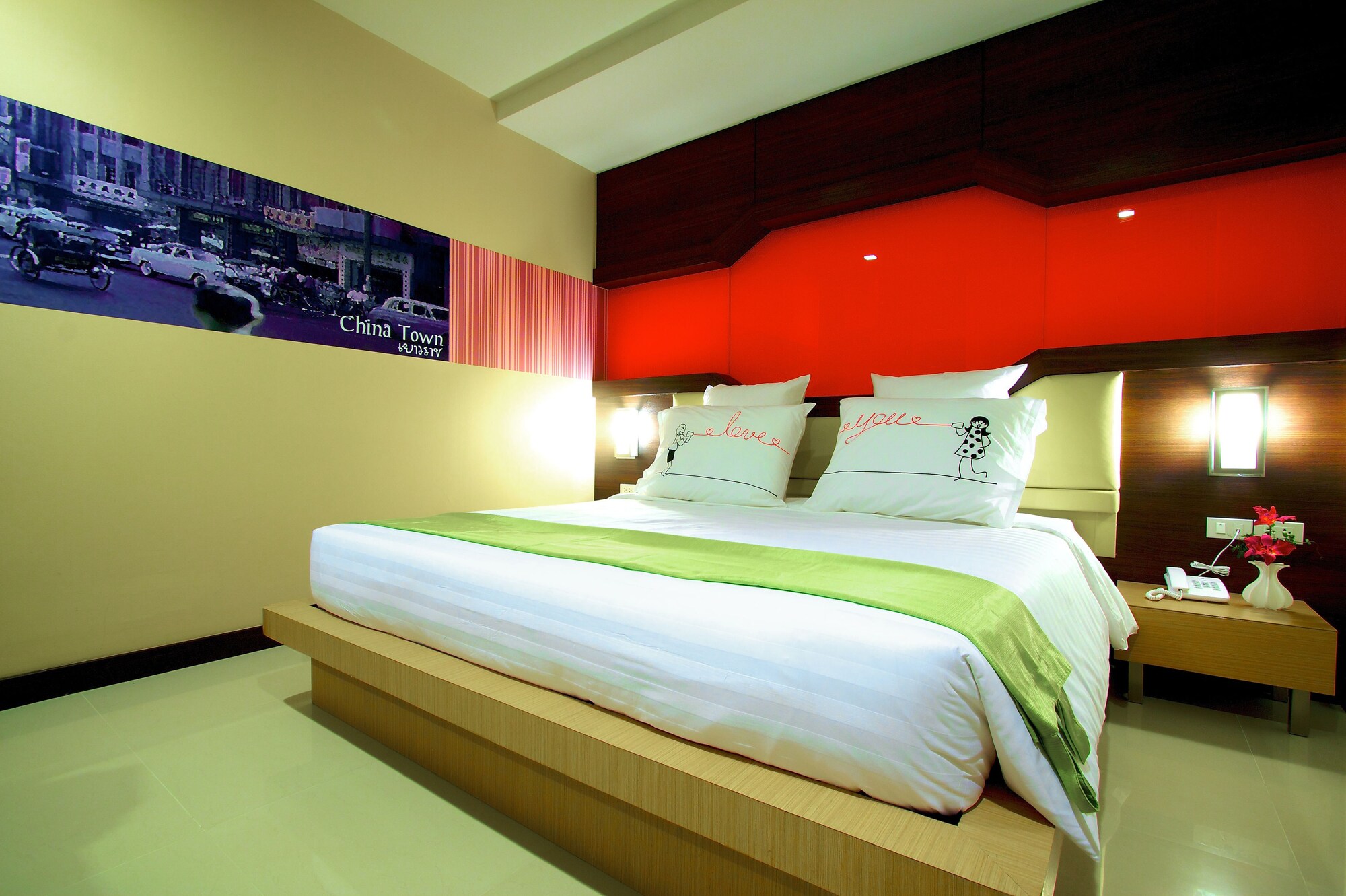 STANDARD, KING BED, NO WINDOW
