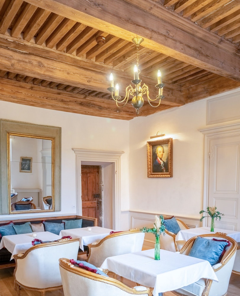 Chateau de Saint Vidal 6/17