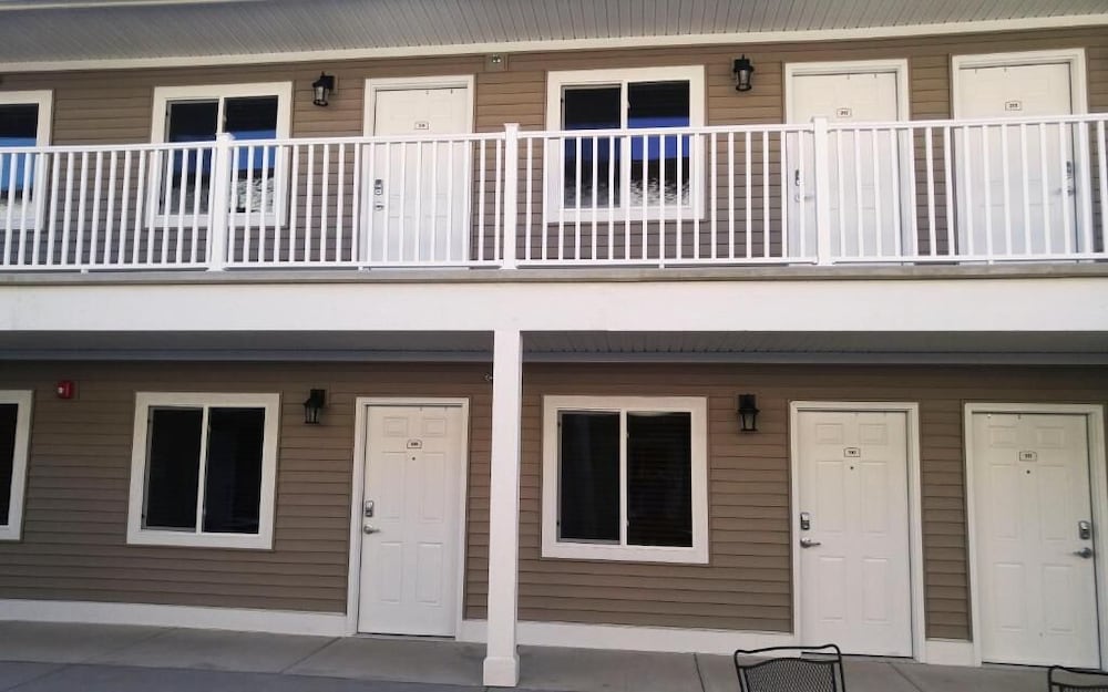 Affordable Suites of America Portage 25/45