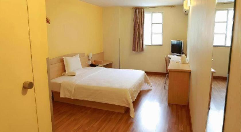 7 Days Inn (Dongguan Changping Railway Station) 22/41