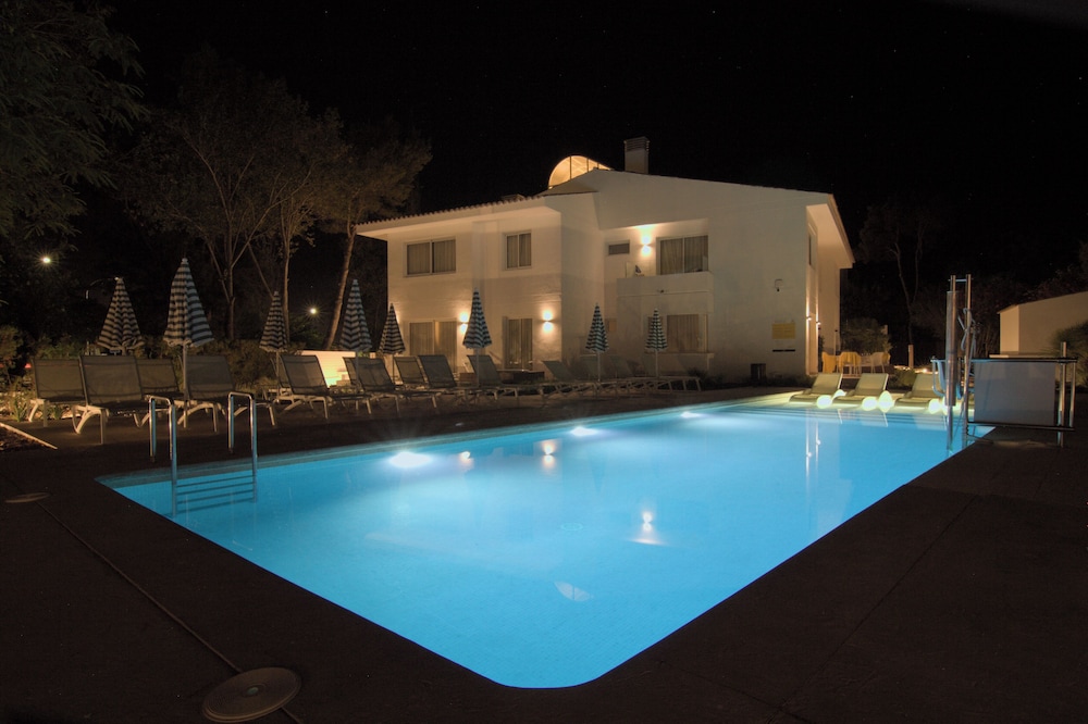 Las Velas Apartments 55/57