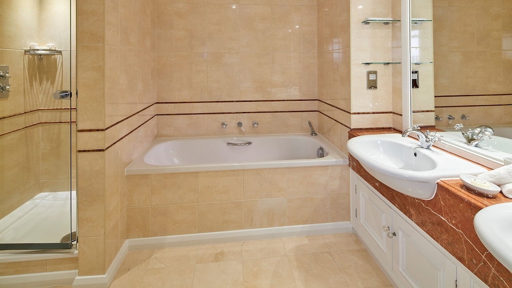 Cheval Hyde Park Gate 58/61