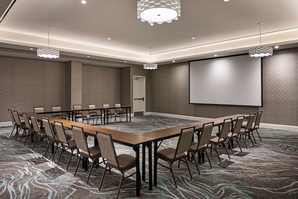 Courtyard by Marriott Marina del Rey 25/35