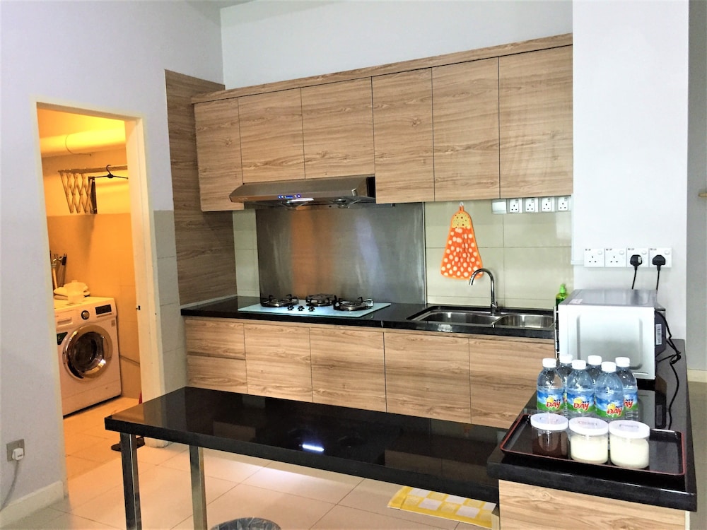 Borneo Coastal Residence @ Imago Mall 8/49