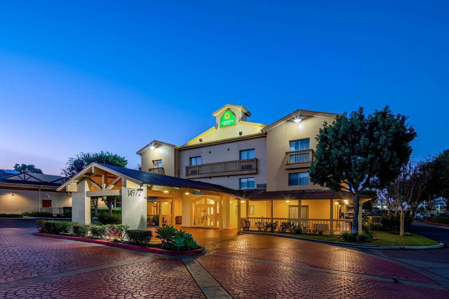 La Quinta Inn & Suites by Wyndham Irvine Spectrum 4/49