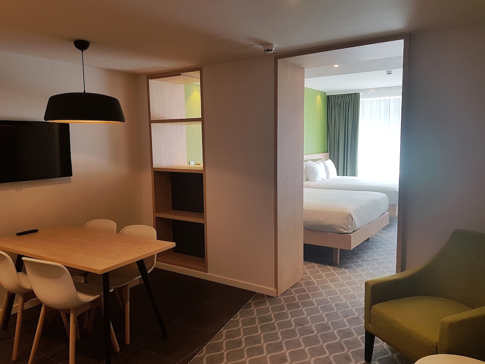 Hampton by Hilton Antwerp Central Station 25/57