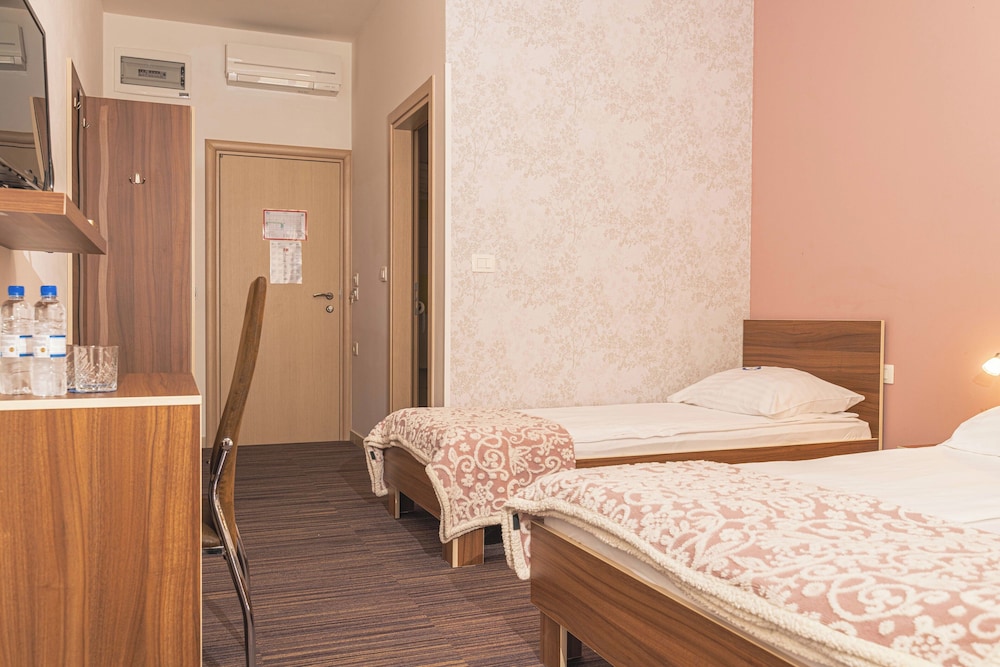 Hotel Lavender 9/50