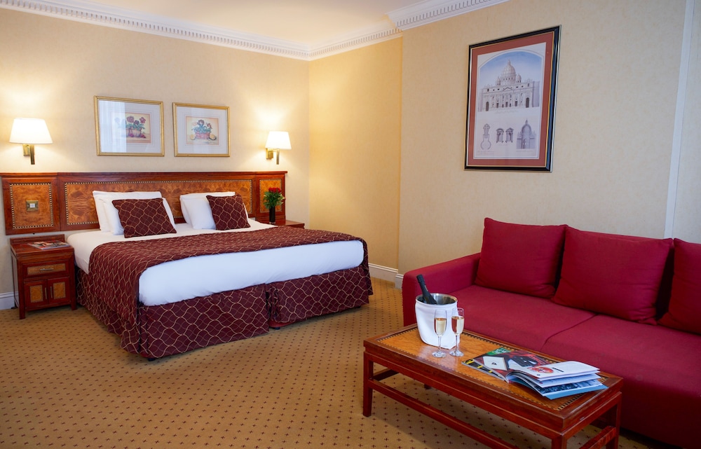 Grange Buckingham Hotel 33/58