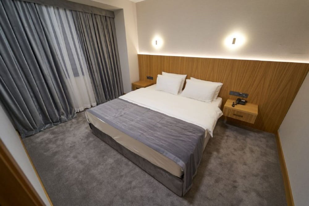 Asli Makon Hotel 17/44