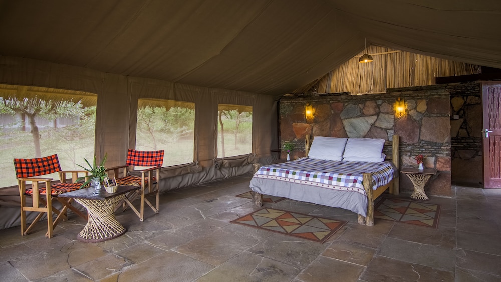 Sentrim Mara Lodge 20/47
