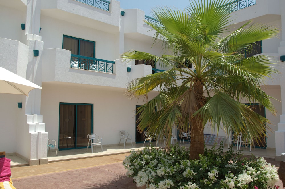 Sharm Cliff Resort 25/30