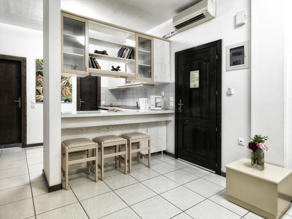 Elia Apartments 11/50
