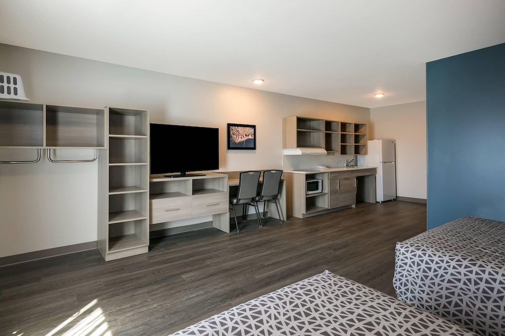 WoodSpring Suites Knoxville West 35/45