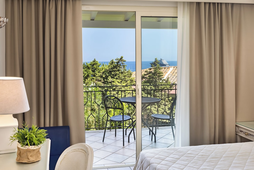 Grand Hotel In Porto Cervo 52/65