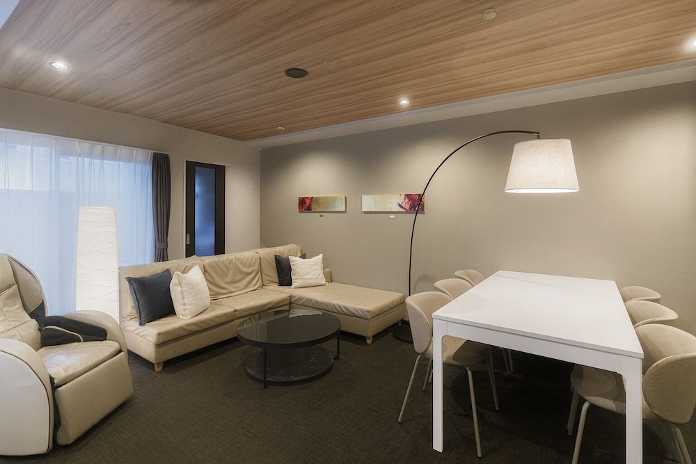 Inova Kanazawaekimae Hotel Suite 29/47