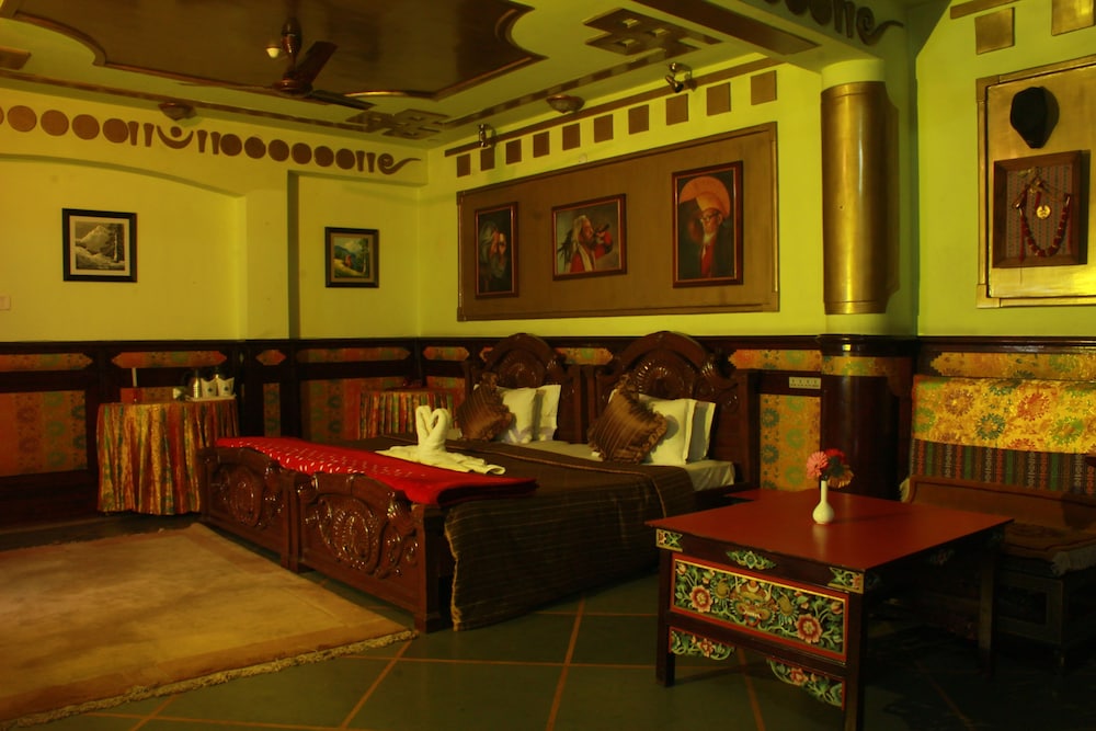 The New Castle Hotel 18/26