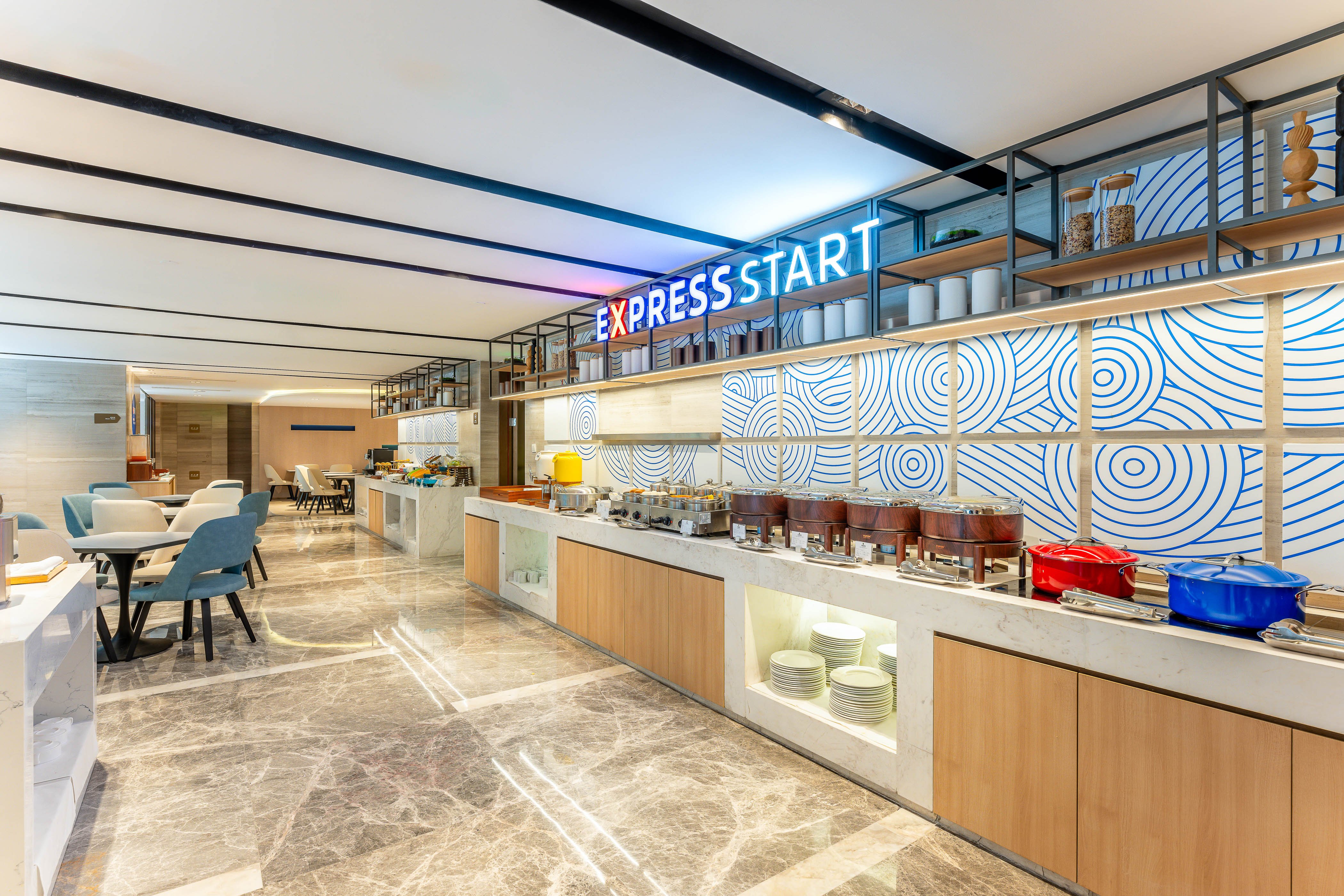 Holiday Inn Express Hangzhou Huanglong 10/50