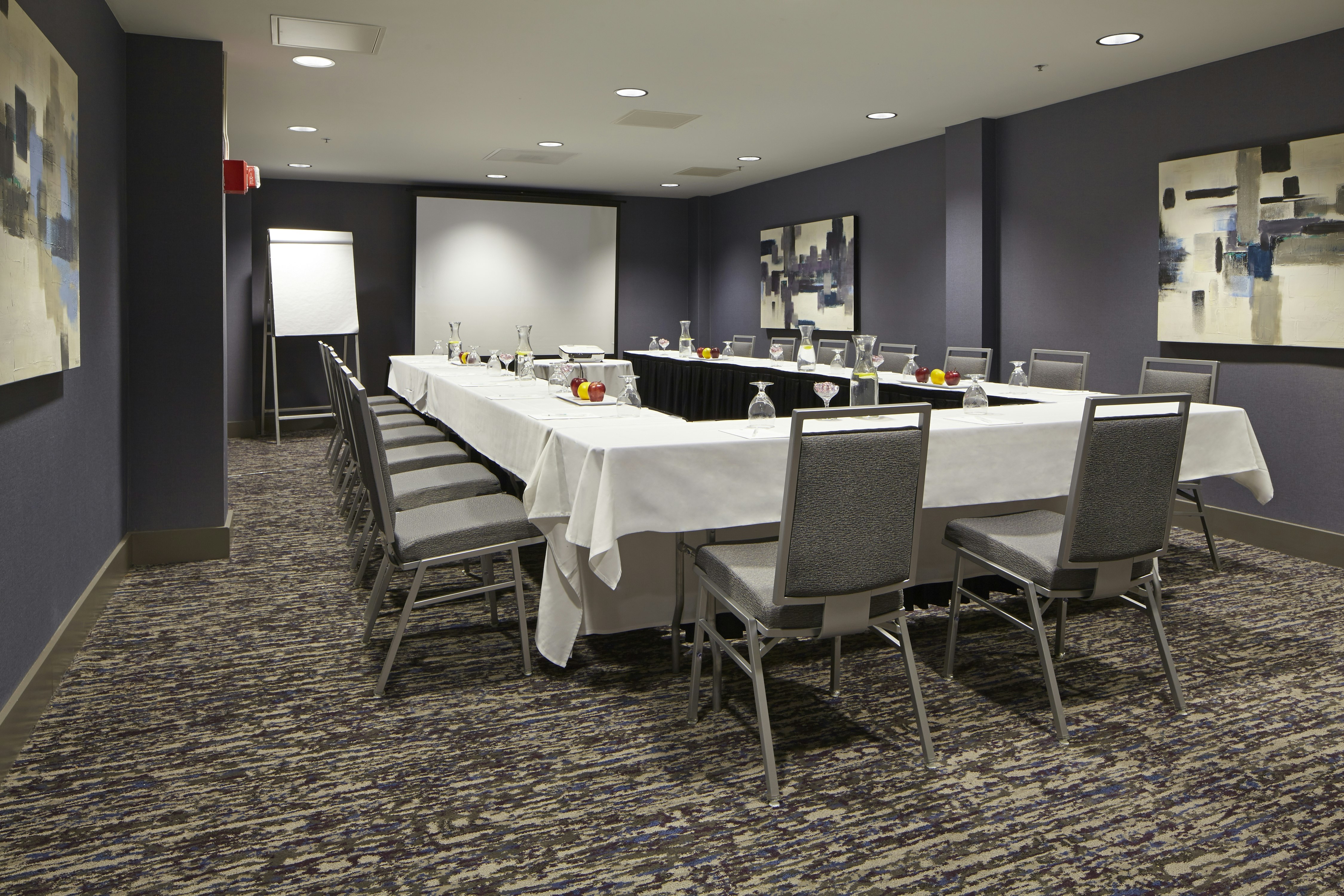 Embassy Suites by Hilton Atlanta Galleria 54/56