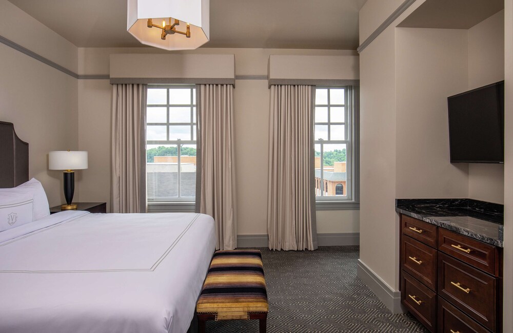 جناح بسرير كينج لذوي الإعاقة