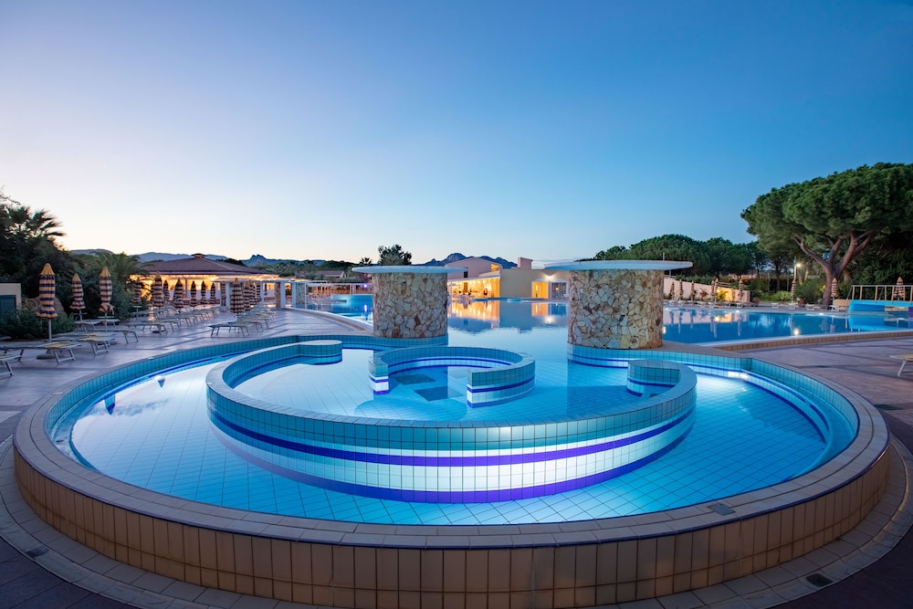Tirreno Resort 14/44