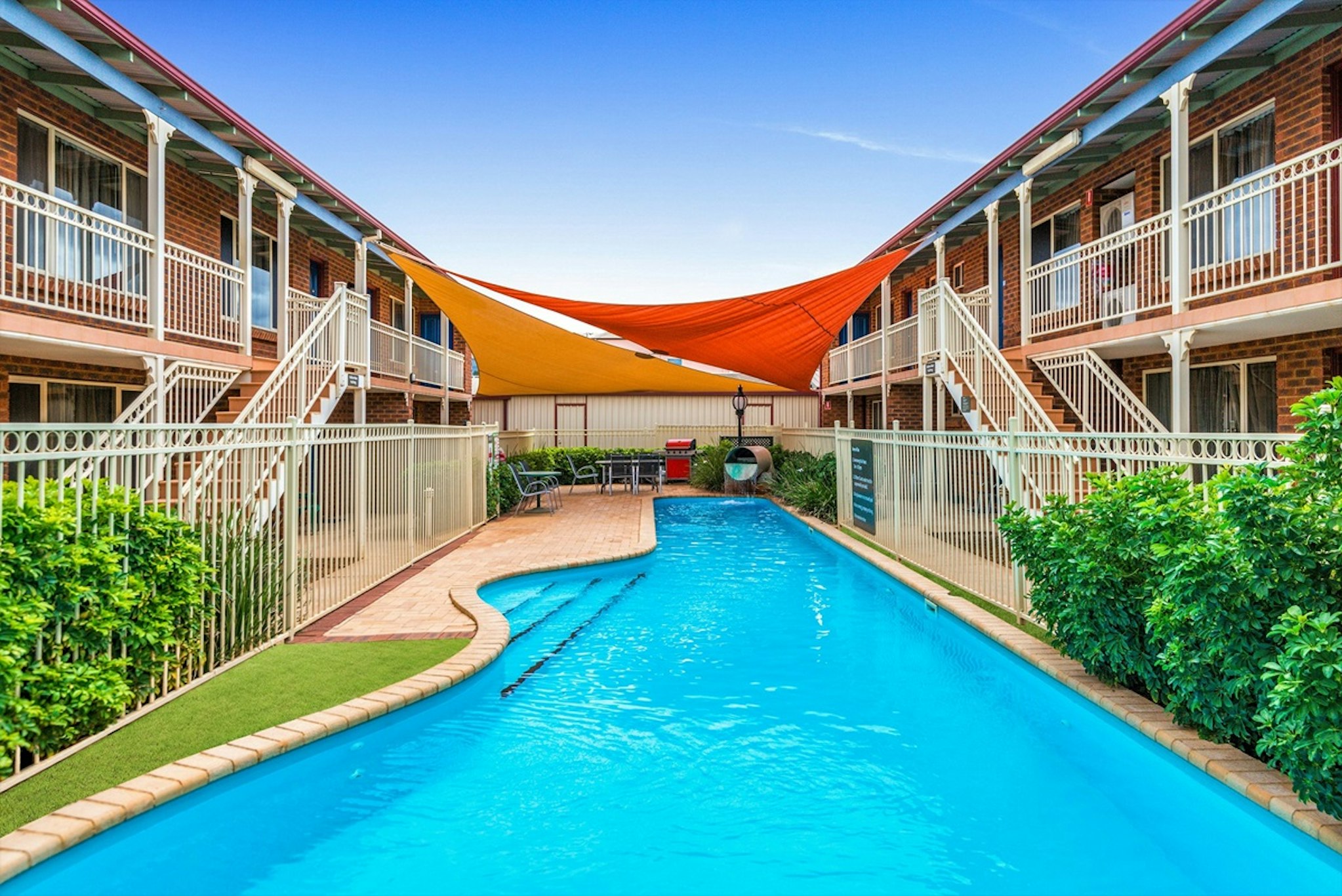 Quest Yelverton Kalgoorlie 34/35