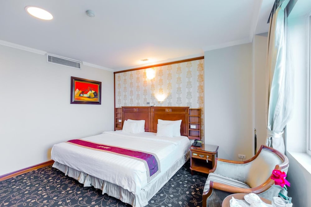 A25 Phan Dinh Phung Hotel 33/60