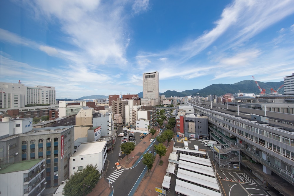Quintessa Hotel Kokura Comic & Books 45/50