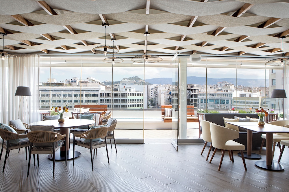 Zeus Essence Wyndham Athens Residence 60/76