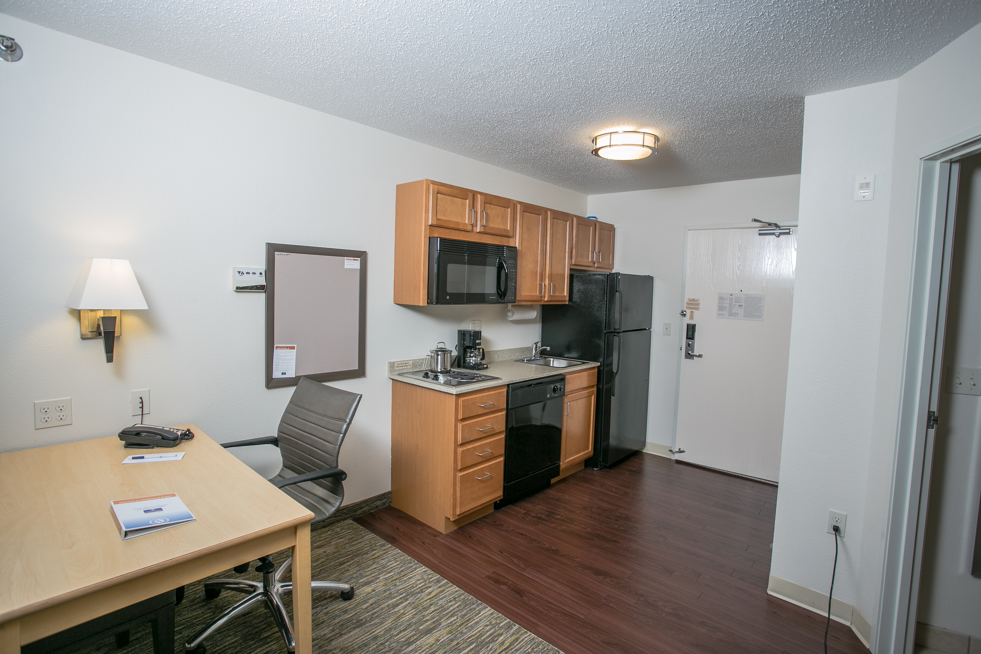 Candlewood Suites Fargo N Dakota State University 25/56