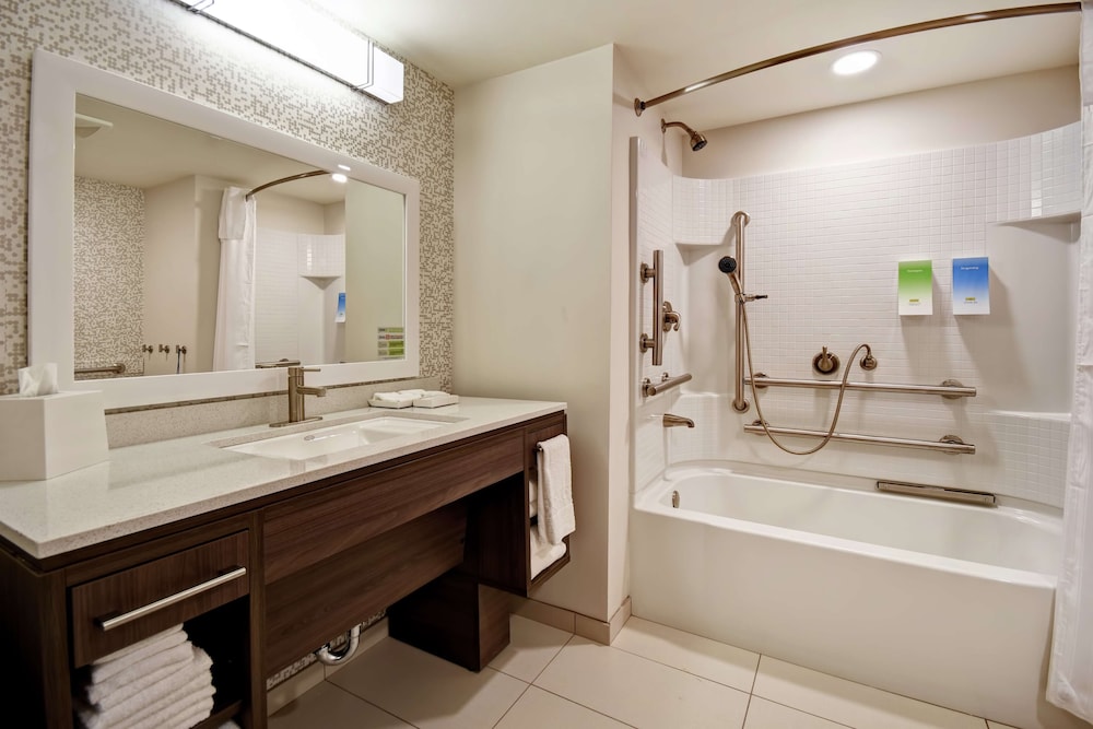Home2 Suites By Hilton Lagrange 12/47