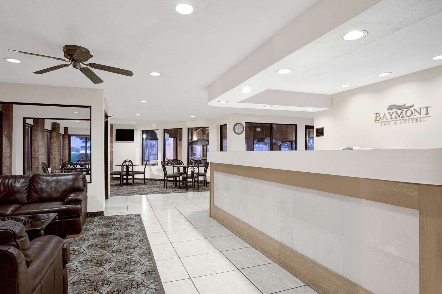 Baymont Inn & Suites by Wyndham San Marcos Outlet Malls 4/19