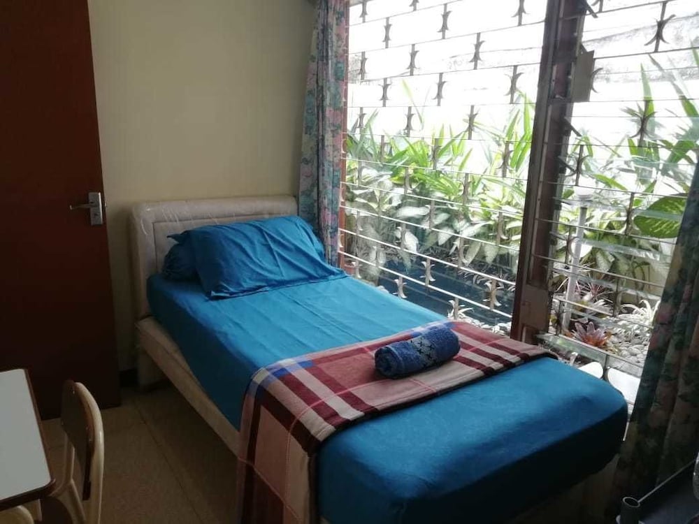 Gio Guesthouse Bogor 11/33