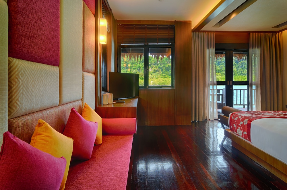 Gayana Marine Resort 31/71