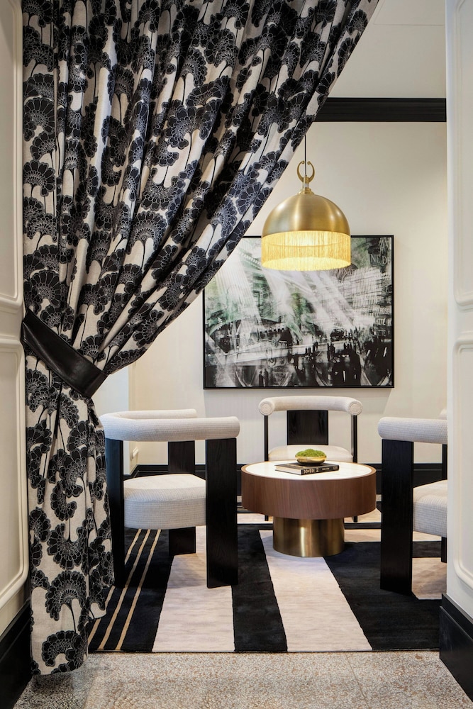 LaSalle Boutique Hotel 9/39
