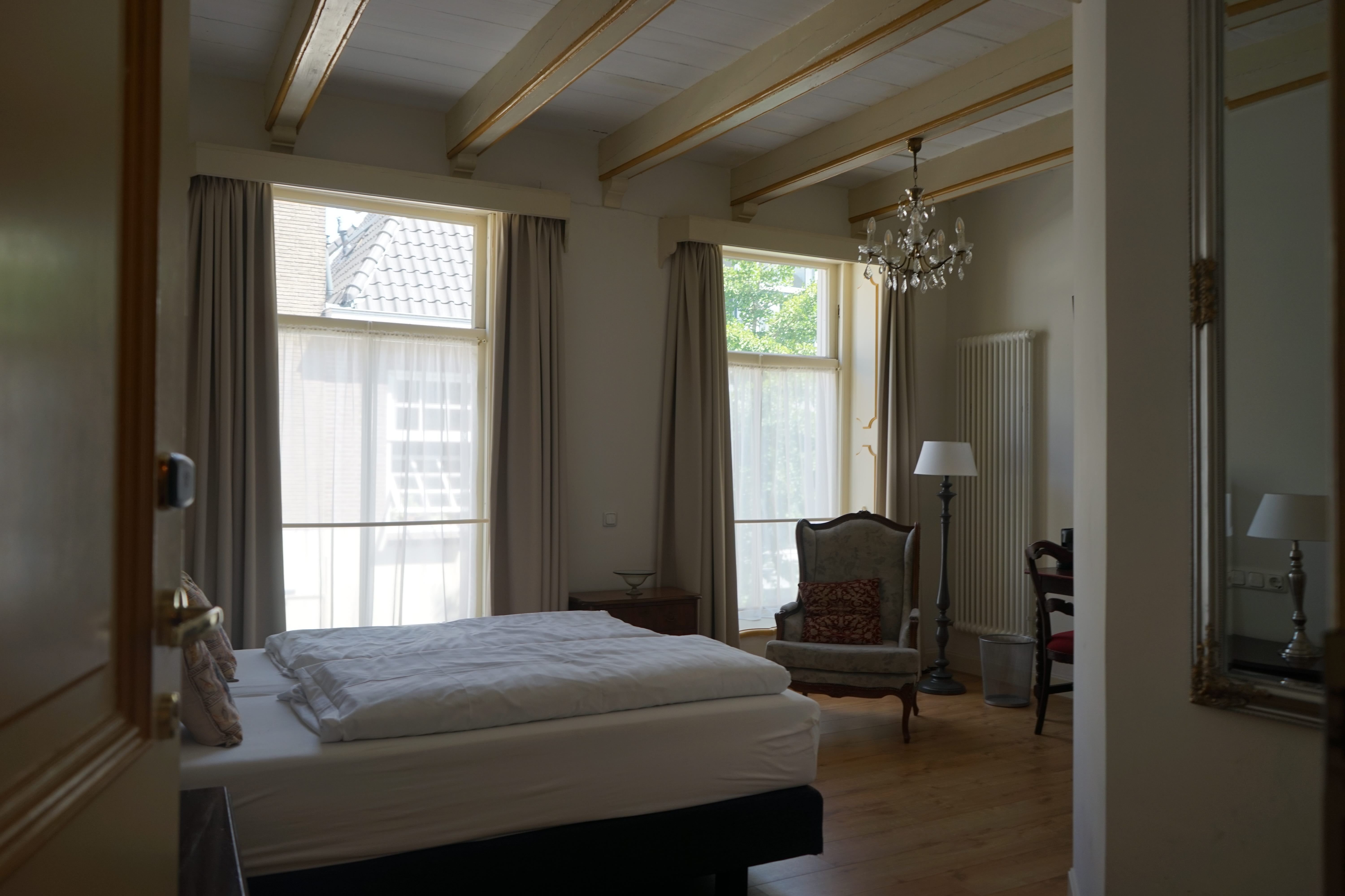 De Gulden Waagen 4/11