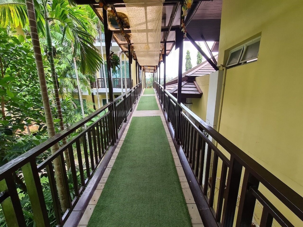 Mountain Creek Wellness Resort 45/51
