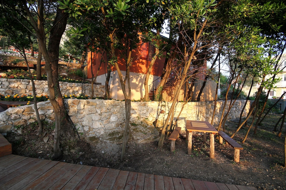 Guesthouse Harmonia 40/49
