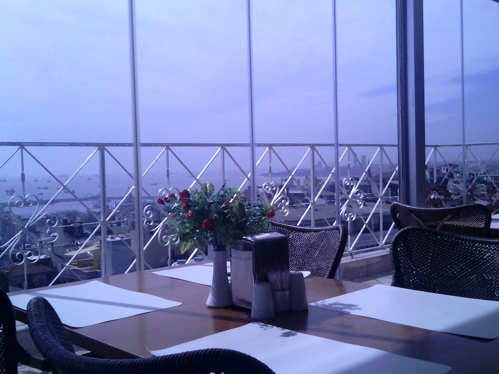 Hotel Linda 17/24