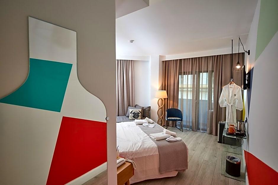 Blue Bottle Hotel 20/90