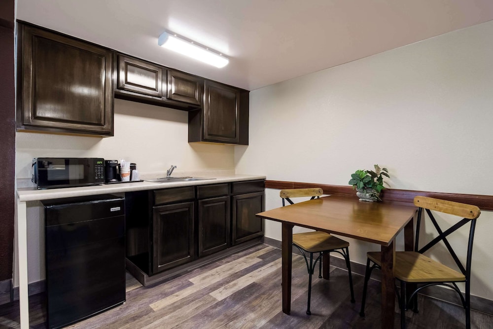 Quality Inn & Suites North Myrtle Beach 15/61