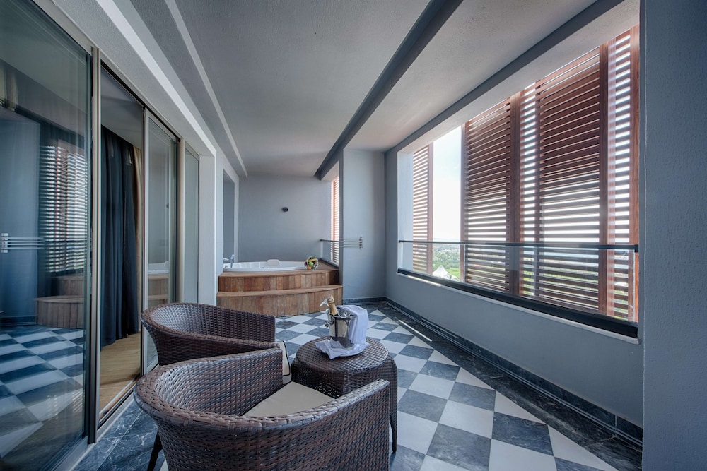 Selectum Luxury Resort Belek 24/50